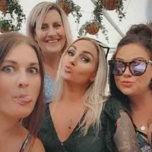 Meet your Posher, Brooke